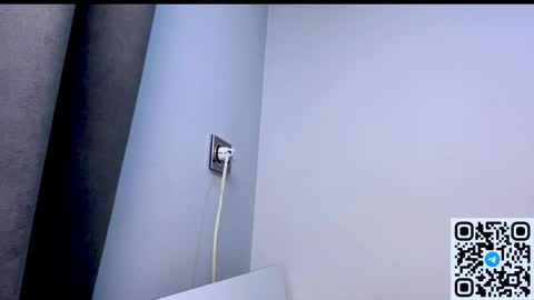 Snapshot of dreamyblushfairy chatting on 1, 6, 2026 Mila online show from 1, 6, 2026