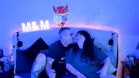 DreamyCouple01 online show from 5, 6, 2026
