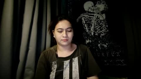 dreamycreamyst online show from 17, 1, 2025