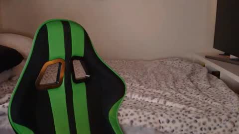 Snapshot of dreamydick47061 chatting on 9, 6, 2026 luvslutz online show from 9, 6, 2026
