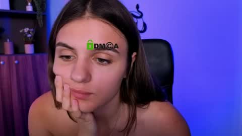 Snapshot of dreamyivyy chatting on 7, 7, 2026 Ivy online show from 7, 7, 2026