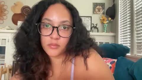 RIRI OR DREAMY online show from 15, 2, 2026