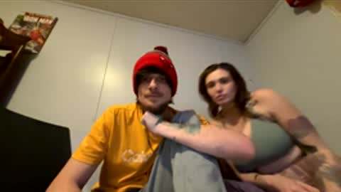 drewyurmom5633 online show from 6, 3, 2026