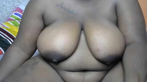 Snapshot of dripdens chatting on 1, 6, 2026 dripdens online show from 1, 6, 2026