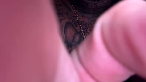 Snapshot of drippinggenie chatting on 20, 12, 2024 drippinggenie online show from 20, 12, 2024