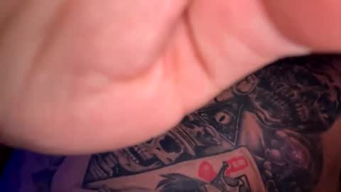 Snapshot of drippinggenie chatting on 24, 1, 2025 drippinggenie online show from 24, 1, 2025