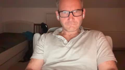 Snapshot of drnickarman chatting on 20, 11, 2025 Nick online show from 20, 11, 2025