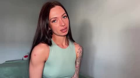 Snapshot of drunk_bosss chatting on 18, 5, 2026 Bella online show from 18, 5, 2026