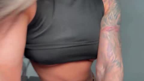 Snapshot of drunk_bosss chatting on 26, 5, 2026 Bella online show from 26, 5, 2026