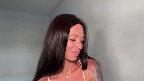 Snapshot of drunk_bosss chatting on 19, 6, 2026 Bella online show from 19, 6, 2026
