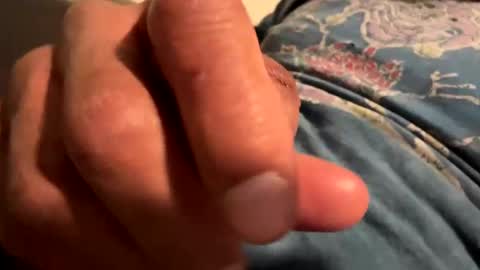 Snapshot of dthrow12 chatting on 10, 10, 2025 dthrow12 online show from 10, 10, 2025