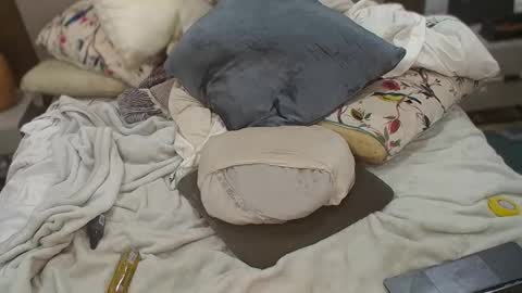 Snapshot of dudebrocuz69 chatting on 28, 10, 2025 Dude online show from 28, 10, 2025