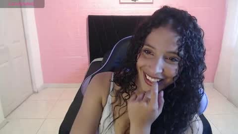 Snapshot of dulce1609 chatting on 25, 5, 2026 dulce1609 online show from 25, 5, 2026