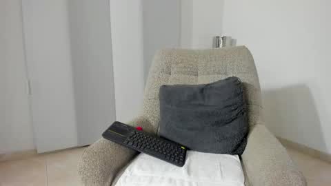 Snapshot of dulce1_ chatting on 17, 4, 2026 Dulce online show from 17, 4, 2026