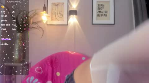 dulce__fiore07 online show from 24, 10, 2025