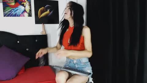 Snapshot of dulce_alexandra chatting on 6, 5, 2026 Dulce Alexandra online show from 6, 5, 2026