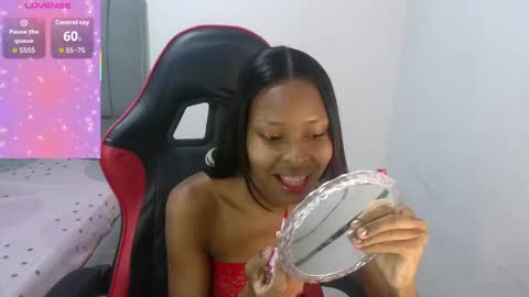 Snapshot of dulce_camx chatting on 19, 5, 2026 dulce_camx online show from 19, 5, 2026