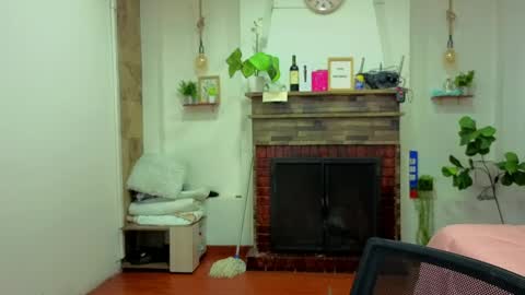 C E L E S T E  online show from 15, 4, 2026