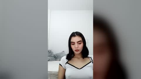 Snapshot of dulce_lucero chatting on 13, 7, 2026 dulce_lucero online show from 13, 7, 2026