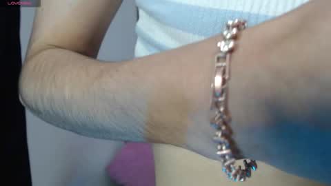 Snapshot of dulce_sara0 chatting on 18, 12, 2025 Dulce Sara online show from 18, 12, 2025