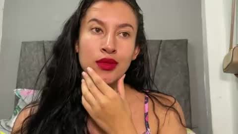 Snapshot of dulceizzy chatting on 23, 4, 2026 dulceizzy online show from 23, 4, 2026
