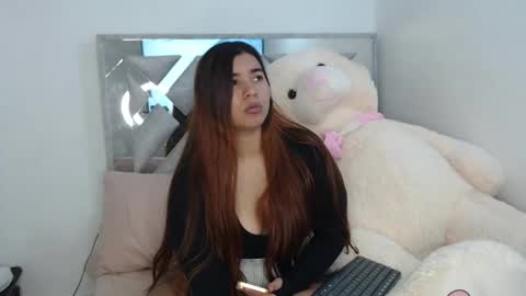 Snapshot of dulcejoness chatting on 20, 5, 2026 dulcejoness online show from 20, 5, 2026