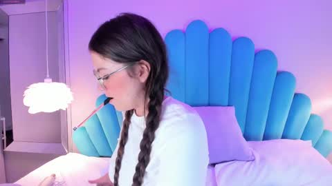 Snapshot of dulcevela chatting on 11, 3, 2025 dulcevela online show from 11, 3, 2025