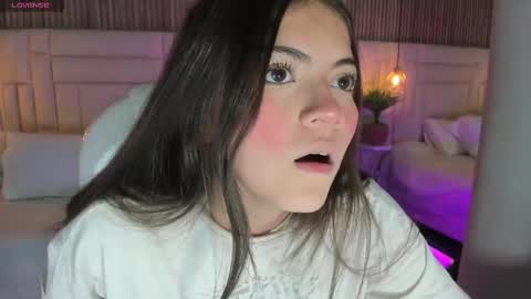 Snapshot of dulcevela chatting on 1, 10, 2025 dulcevela online show from 1, 10, 2025