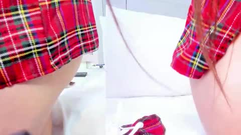 Snapshot of dulcevela chatting on 16, 10, 2025 dulcevela online show from 16, 10, 2025