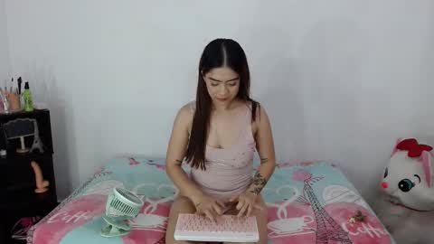 Snapshot of dullce_mariiaa chatting on 17, 11, 2025 dulce online show from 17, 11, 2025