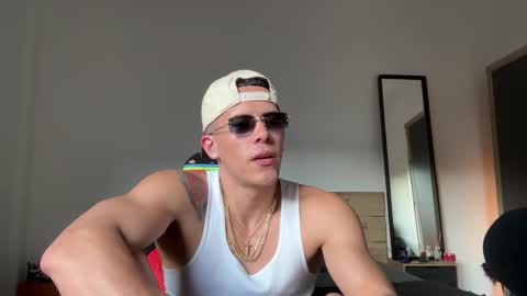 Snapshot of duncancollins chatting on 21, 5, 2026 Duncan Collins online show from 21, 5, 2026