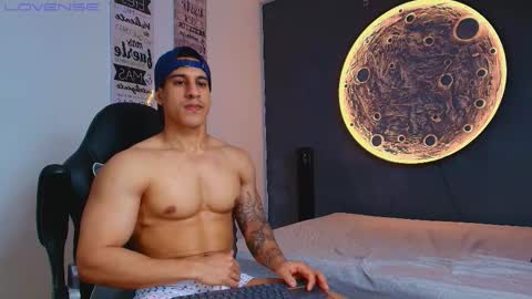 duran_dhikol1 online show from 19, 2, 2026