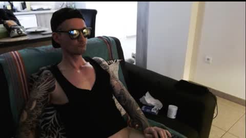 durexdublex online show from 18, 1, 2025