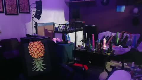 Snapshot of durfmanx chatting on 10, 7, 2026 durfmanX online show from 10, 7, 2026