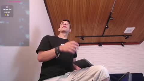 Dustin Sonne online show from 19, 1, 2025