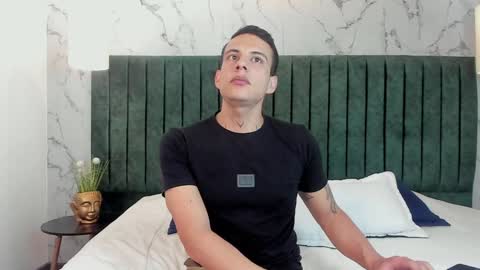 Dustin Sonne online show from 7, 2, 2025