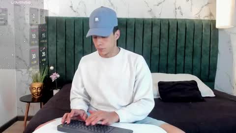 Dustin Sonne online show from 14, 2, 2025