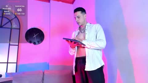 Dustin Sonne online show from 5, 12, 2025