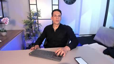 Dustin Sonne online show from 13, 4, 2026