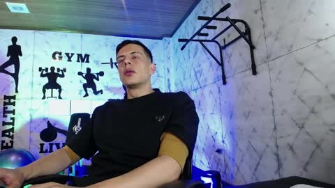 Dustin Sonne online show from 17, 4, 2026