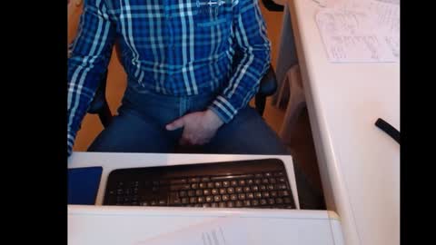 dutchpornking2 online show from 8, 2, 2025