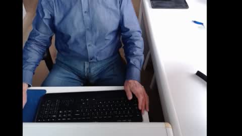 dutchpornking2 online show from 19, 10, 2025