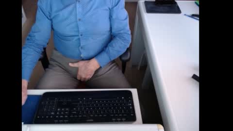 dutchpornking2 online show from 27, 11, 2025