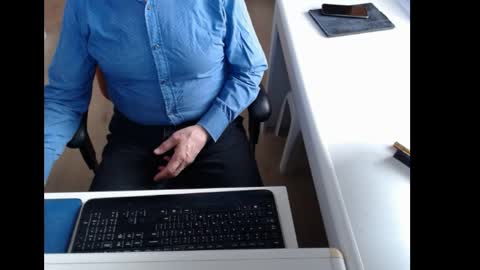 Snapshot of dutchpornking2 chatting on 14, 4, 2026 dutchpornking2 online show from 14, 4, 2026