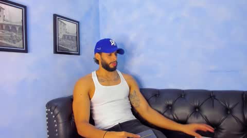 DWAYNIE online show from 10, 11, 2025