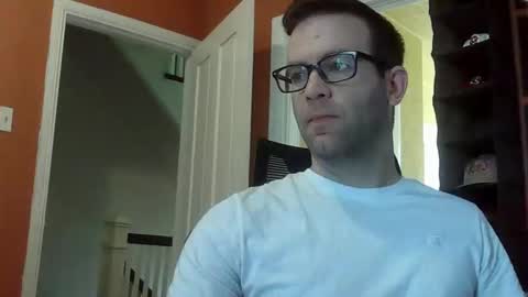 Snapshot of dweav240 chatting on 20, 5, 2026 dweav240 online show from 20, 5, 2026