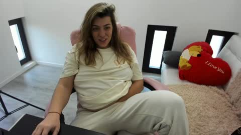 dayana online show from 8, 4, 2026