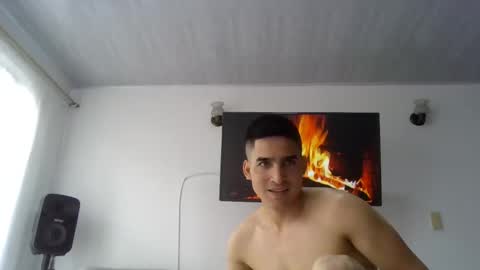 Snapshot of dylan_gray_ chatting on 17, 2, 2025 dylan online show from 17, 2, 2025