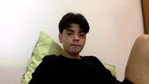 Snapshot of dylancruger chatting on 30, 4, 2026 D Y L A N online show from 30, 4, 2026
