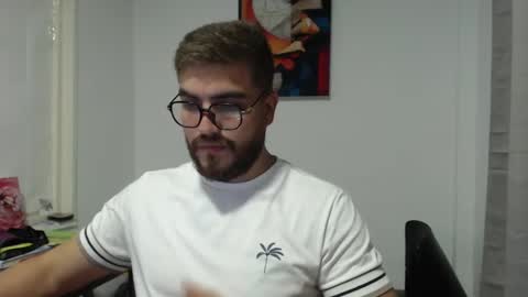 dylanhot10 online show from 19, 2, 2025